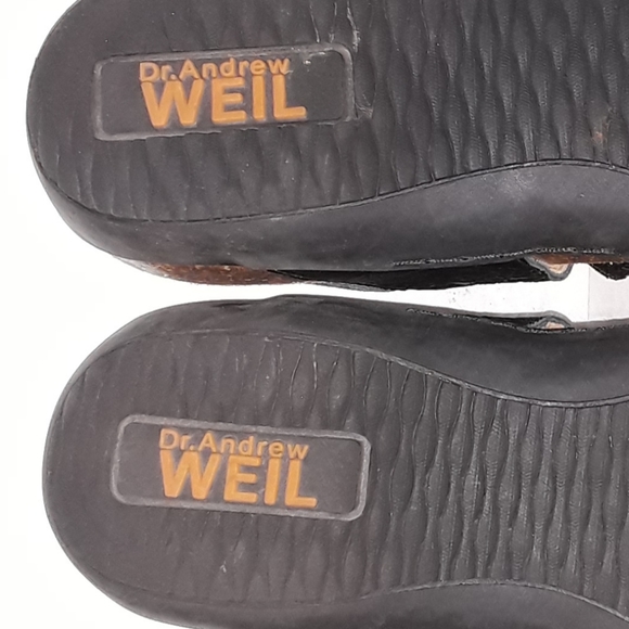 Andrew Weil Orthoheel T-strap Slingback Sandals - EUC - 9 - Picture 13 of 14